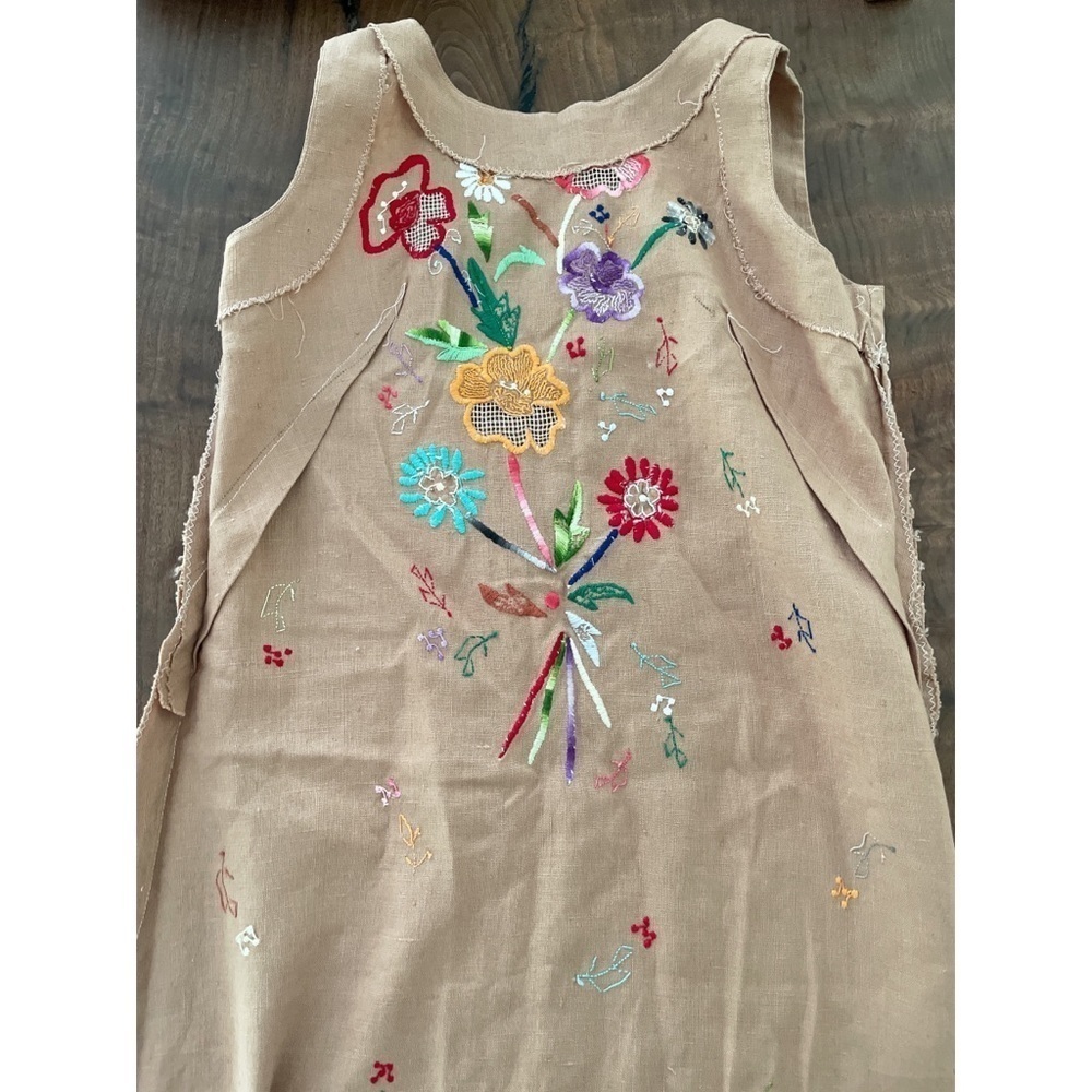 Vintage 60’s 70’s Hand Stitch Embroidery Floral Colorful Garden Sheath Tan Dress - Picture 8 of 15